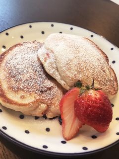 贅沢♡いちごのパンケーキ(ホットケーキ)-レシピのメイン写真
