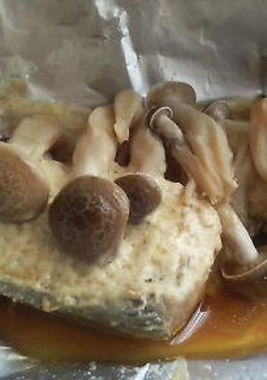 簡単!鮭ときのこのホイル蒸し・味噌マヨ味-レシピのメイン写真