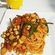 余ったミネストローネでリメイクパスタ