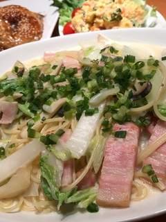 白菜とベーコンの味噌クリームパスタ-レシピのメイン写真