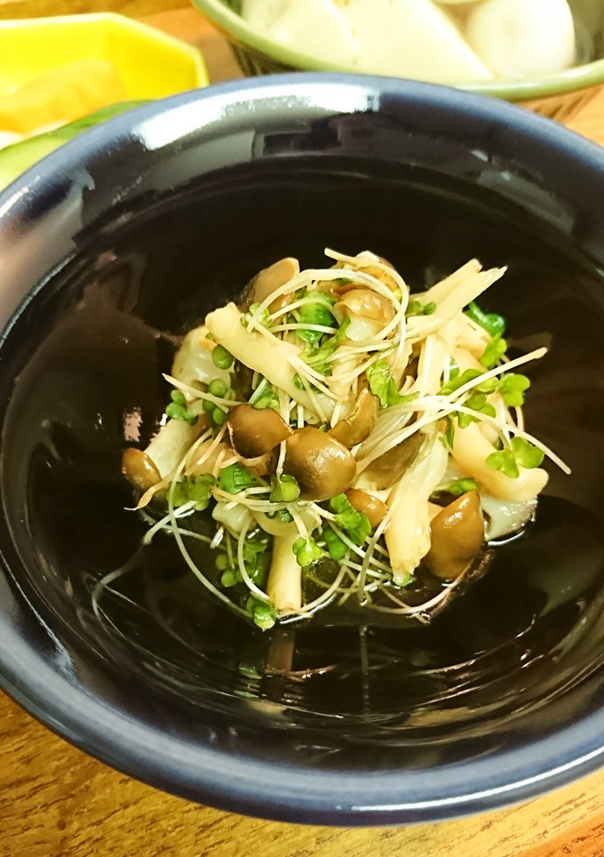 スプラウトとしめじの和え物-レシピのメイン写真