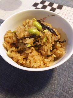 枝豆と塩こんぶのおこわ風-レシピのメイン写真