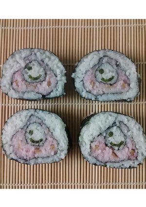 水口かんぴょうで必勝！だるま飾り巻き寿司-レシピのメイン写真