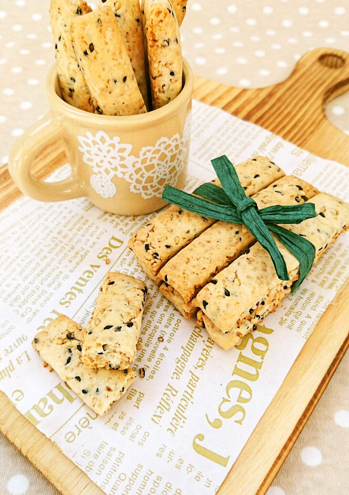 簡単おやつ☆ごまごまスティッククッキー。-レシピのメイン写真