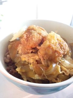 「たまご丼が結果、親子丼になるどんぶり」-レシピのメイン写真