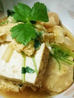 簡単!!三つ葉香る豆腐と麩の玉子とじ-レシピのメイン写真