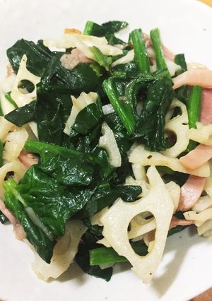 ☆ほうれん草とレンコンのバター醤油炒め☆-レシピのメイン写真