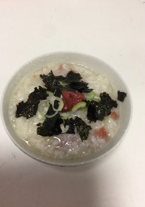 梅ぇ〜とろろ粥-レシピのメイン写真