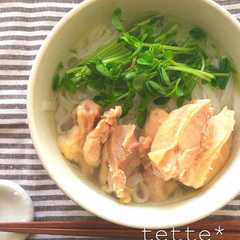 A picture of 鶏のフォー☆.