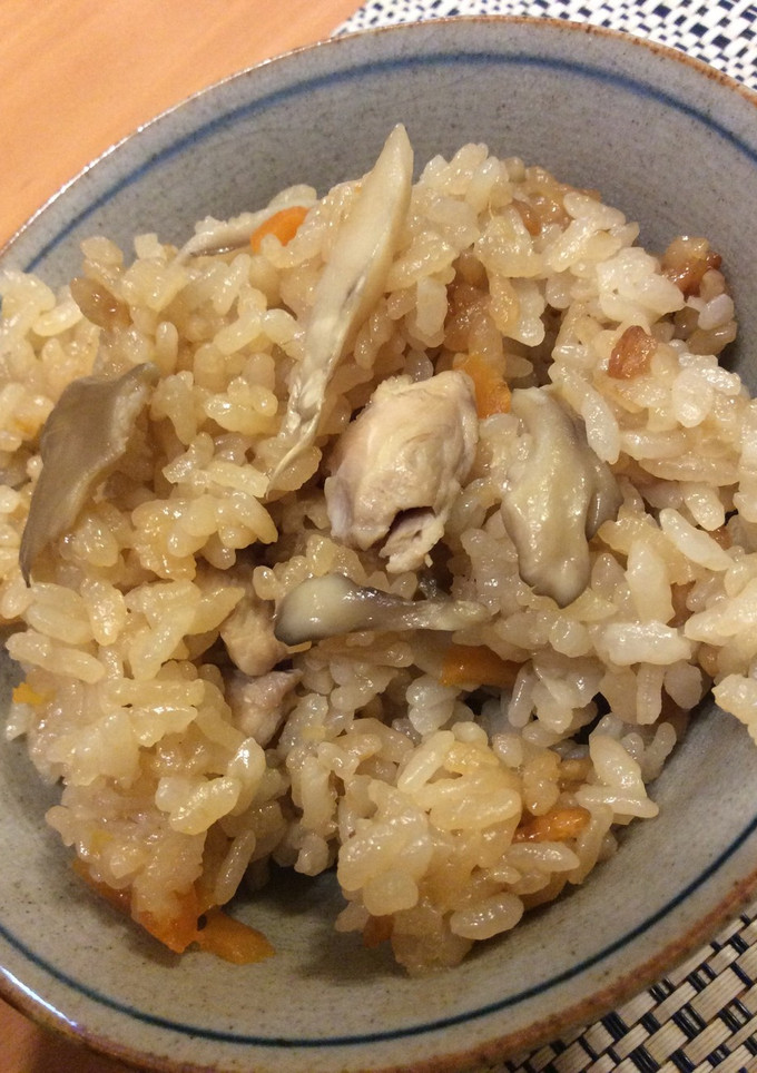 炊飯器で簡単 香る舞茸と鶏のおこわ-レシピのメイン写真