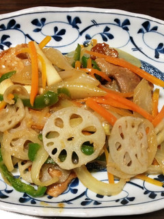 野菜たっぷりわが家の豚の生姜焼き๑`´๑-レシピのメイン写真