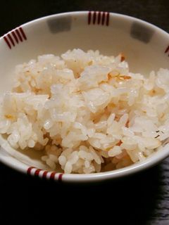 梅干炊き込みごはん-レシピのメイン写真