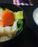 コンソメ餃子野菜カニつみれ鍋