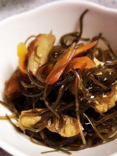 簡単★切り昆布とさつま揚げの煮物-レシピのメイン写真