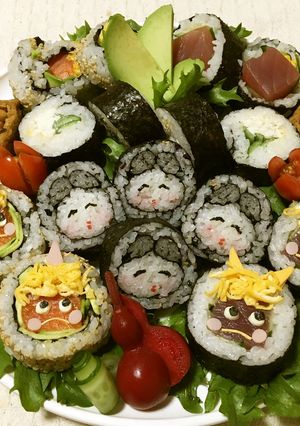 節分♪簡単デコ寿司今年は少し巻いてみた-レシピのメイン写真