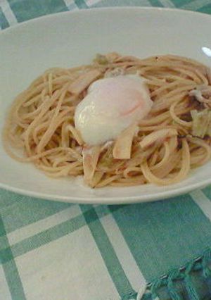 とろ～り♪温玉とネギのポン酢パスタ-レシピのメイン写真
