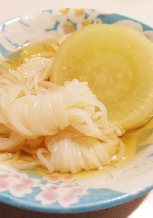 ヒガシマルうどんスープで大根の煮物-レシピのメイン写真