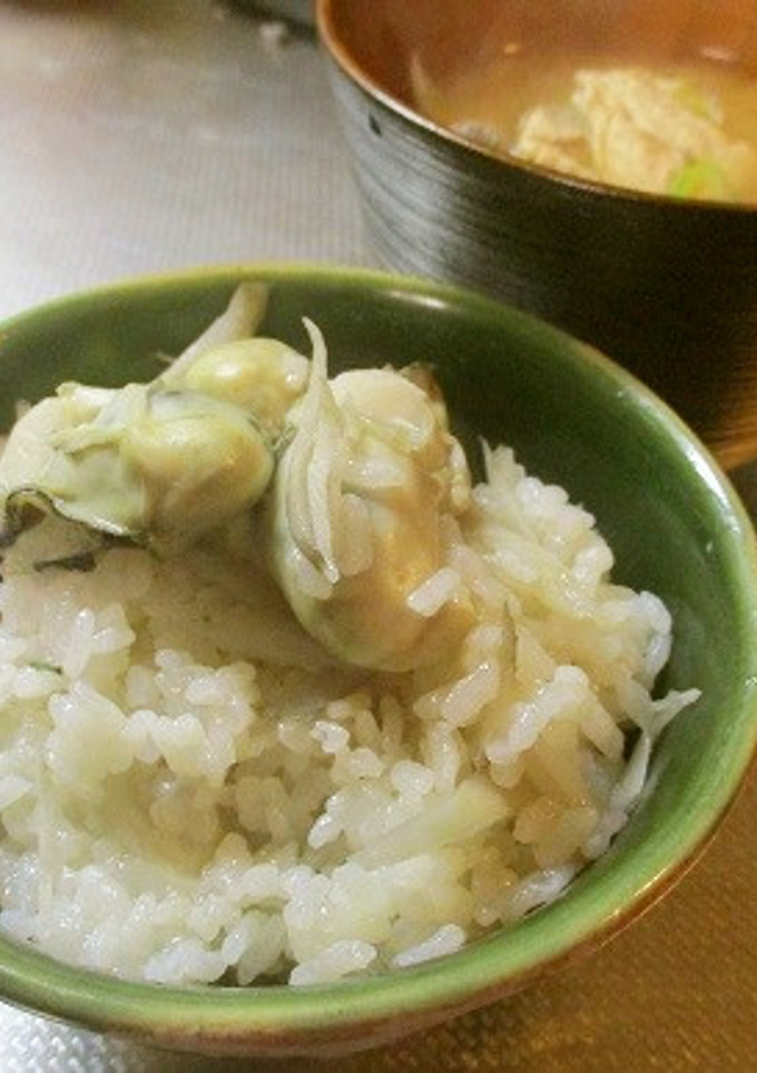 ふっくら美味しい♪牡蠣の炊き込みご飯-レシピのメイン写真
