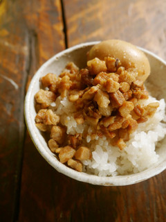 台湾の定番!魯肉飯(ルーローハン)!-レシピのメイン写真