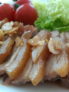 豚すね肉オーブン焼き★バルサミコソース-レシピのメイン写真
