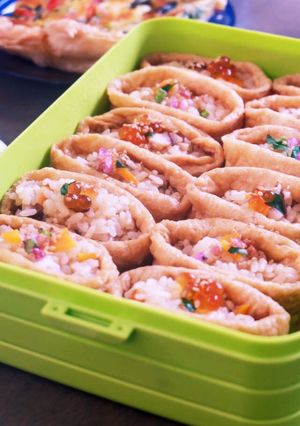 ひな祭りやお花見に♪春のちらしお稲荷さん-レシピのメイン写真