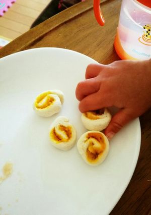 手づかみ食べに☆ロール食パン-レシピのメイン写真