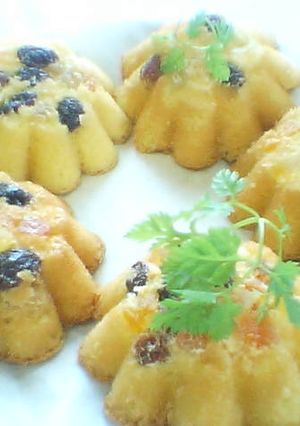 フルーツとナッツがいっぱい　お花のケーキ-レシピのメイン写真
