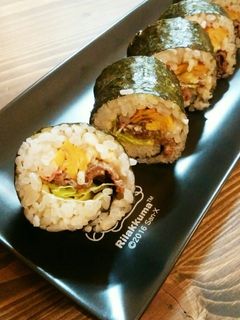 我が家の恵方巻♡牛焼肉でスタミナ太巻き♪-レシピのメイン写真