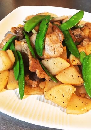 豚肉と大根のガリバタ炒め-レシピのメイン写真