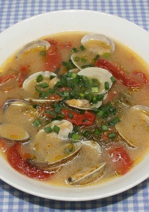 トマト出汁☆ドライトマトであさりの味噌汁-レシピのメイン写真