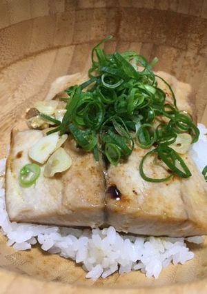 ツバスのスタミナ丼-レシピのメイン写真