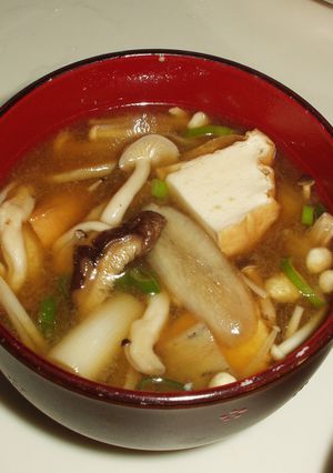 魚河岸あげで☆アツアツきのこ汁-レシピのメイン写真