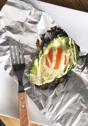 アボカドと卵のオーブン焼き-レシピのメイン写真