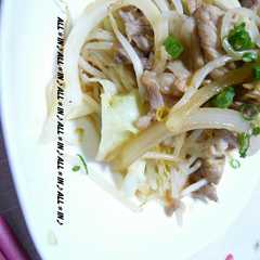 รูปของ シャキシャキの秘密は？♡野菜炒め♡
