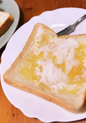 はちみつとろ〜り簡単バタートースト♡-レシピのメイン写真
