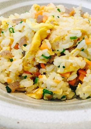 ご飯少なめ☆蒟蒻チャーハン-レシピのメイン写真