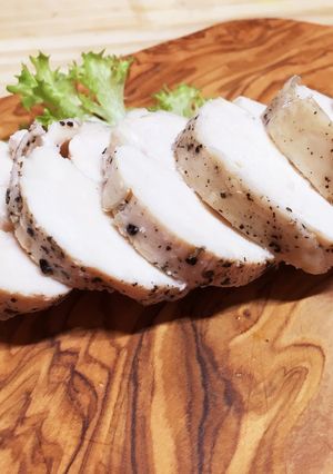 お弁当にも☆やわらかしっとり鶏ハム-レシピのメイン写真