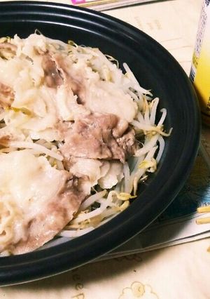 【タジン鍋】豚バラもやしのバター蒸し-レシピのメイン写真