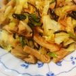 キャベツと油揚げの炒め物