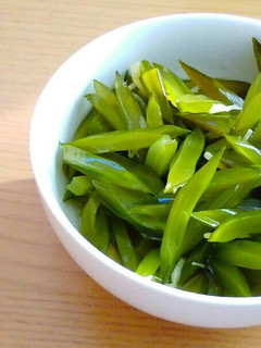 茎わかめのめんつゆ漬け-レシピのメイン写真