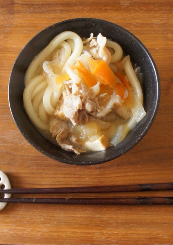 豚汁うどん煮込み♪休日の簡単リメイク-レシピのメイン写真