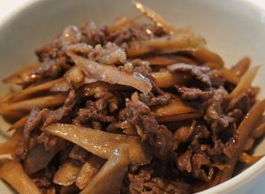 ごはんにぴったり◆牛肉とごぼうのしぐれ煮-レシピのメイン写真