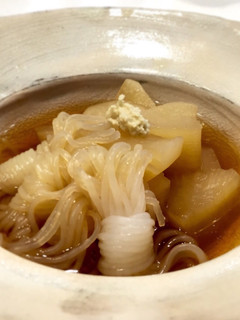 カブと白滝の煮物 わさびをのせて-レシピのメイン写真