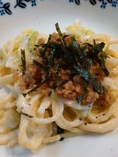 キャベツ&鶏そぼろのクリームスパゲッティ-レシピのメイン写真