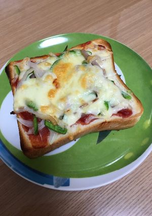 簡単美味しいなんちゃってピザトースト-レシピのメイン写真