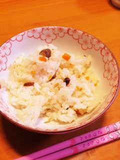 3歳児完食!塩昆布と白だしで炊き込みご飯-レシピのメイン写真