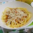 簡単アレンジ☆カレーパスタ グラタン風