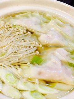 ツルッと美味しいワンタン鶏つくね鍋-レシピのメイン写真