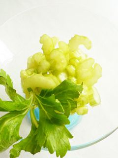 セロリのレモンマリネ-レシピのメイン写真