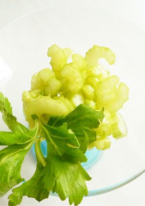 セロリのレモンマリネ-レシピのメイン写真